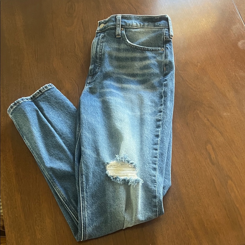J. Crew Distressed “Classic Straight” Denim Jeans. 30T. Like New!